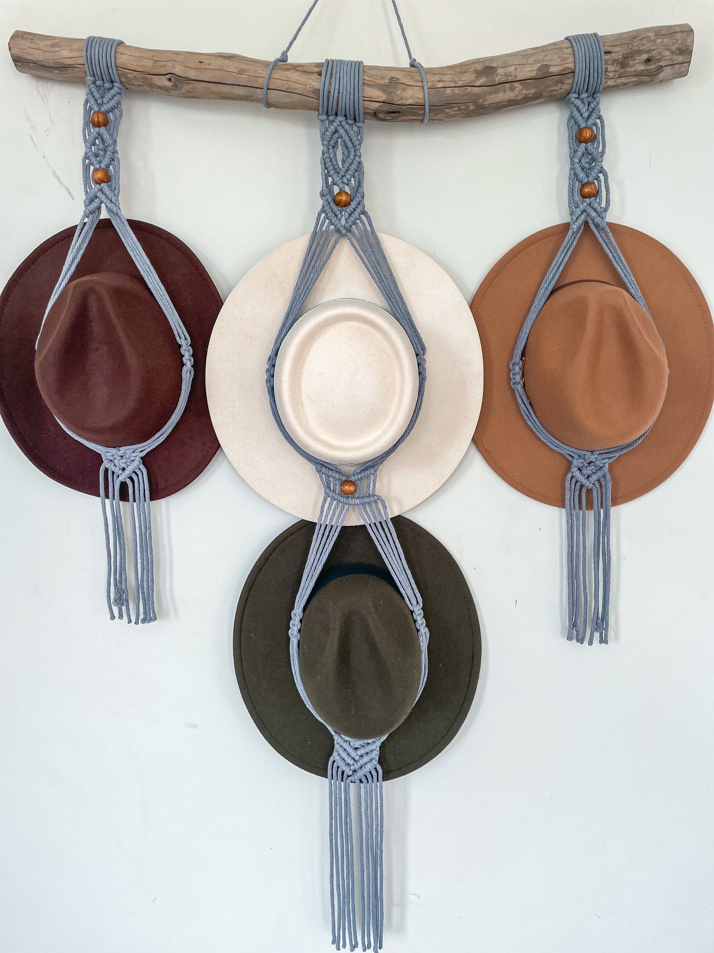 Taiao Pōtae Hangers